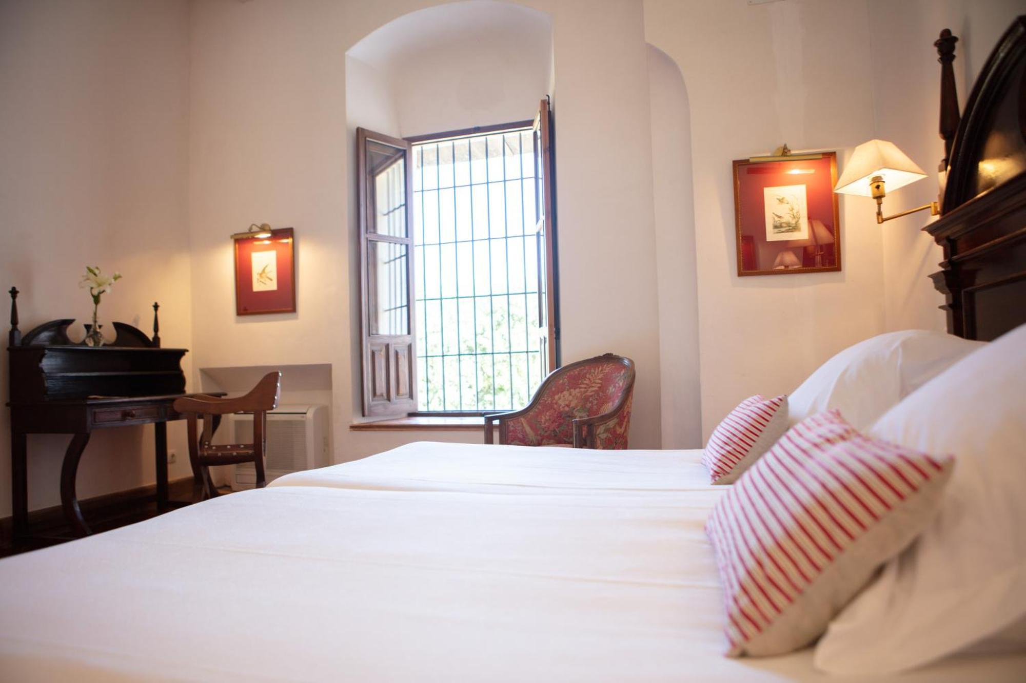 Monasterio De San Francisco Hotel Palma del Rio Bagian luar foto