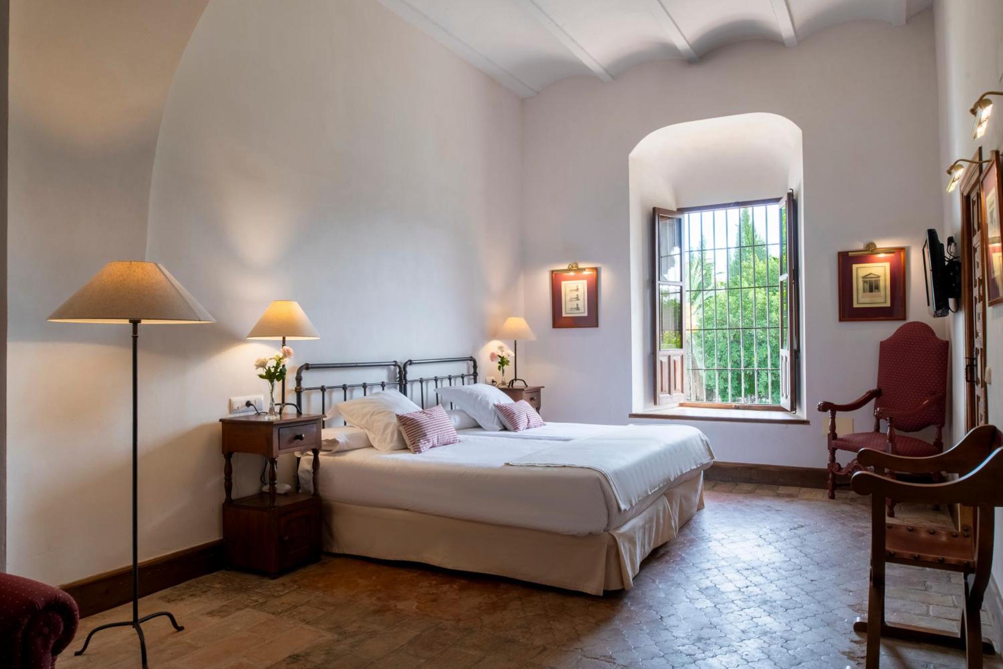 Monasterio De San Francisco Hotel Palma del Rio Bagian luar foto