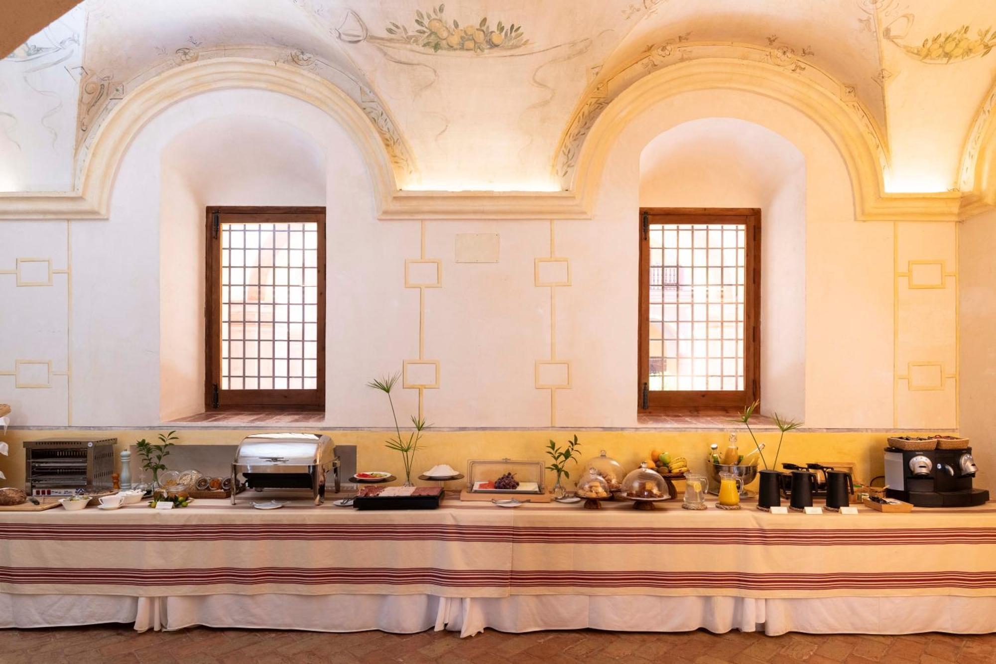 Monasterio De San Francisco Hotel Palma del Rio Bagian luar foto